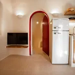 Approxi Cave: 2-bedroom Retreat Exo Gonia