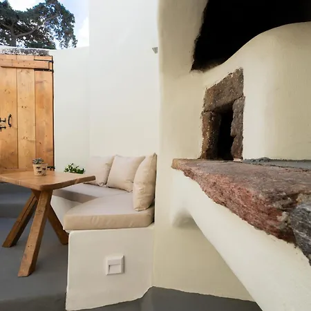 Approxi Cave: 2-bedroom Retreat Holiday home