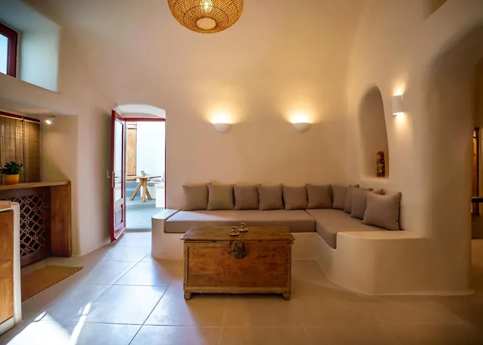 Approxi Cave: 2-bedroom Retreat Holiday home Exo Gonia