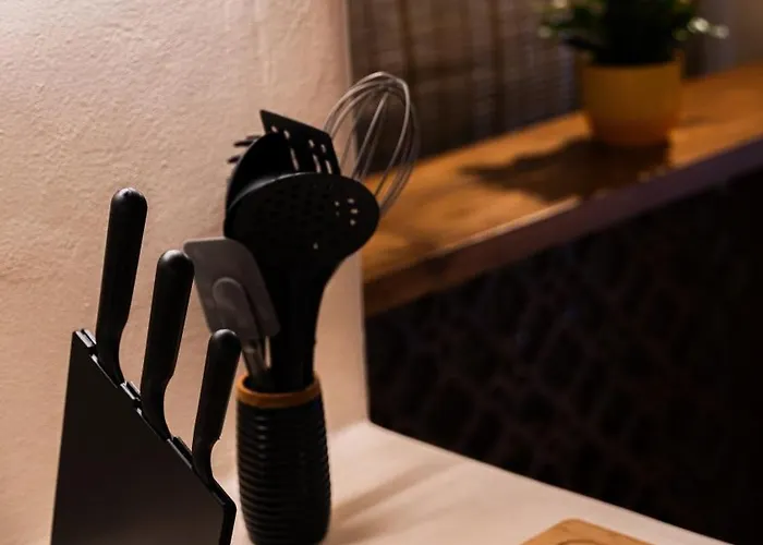 Approxi Cave: 2-bedroom Retreat