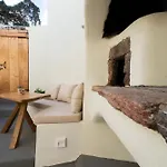 Approxi Cave: 2-bedroom Retreat Tatil Evi